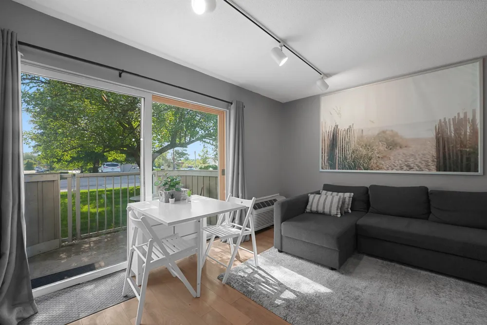 124 Beech Street Traverse City City, MI 49684