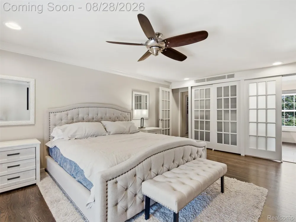 4130 Saddle Lane West Bloomfield Charter Township, MI 48322