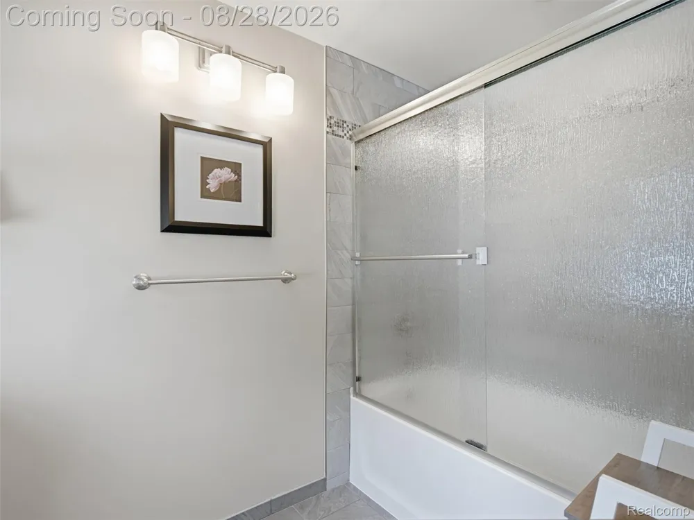 4130 Saddle Lane West Bloomfield Charter Township, MI 48322