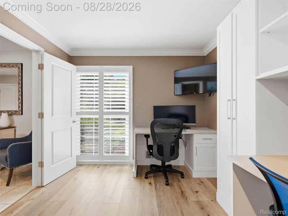 4130 Saddle Lane West Bloomfield Charter Township, MI 48322