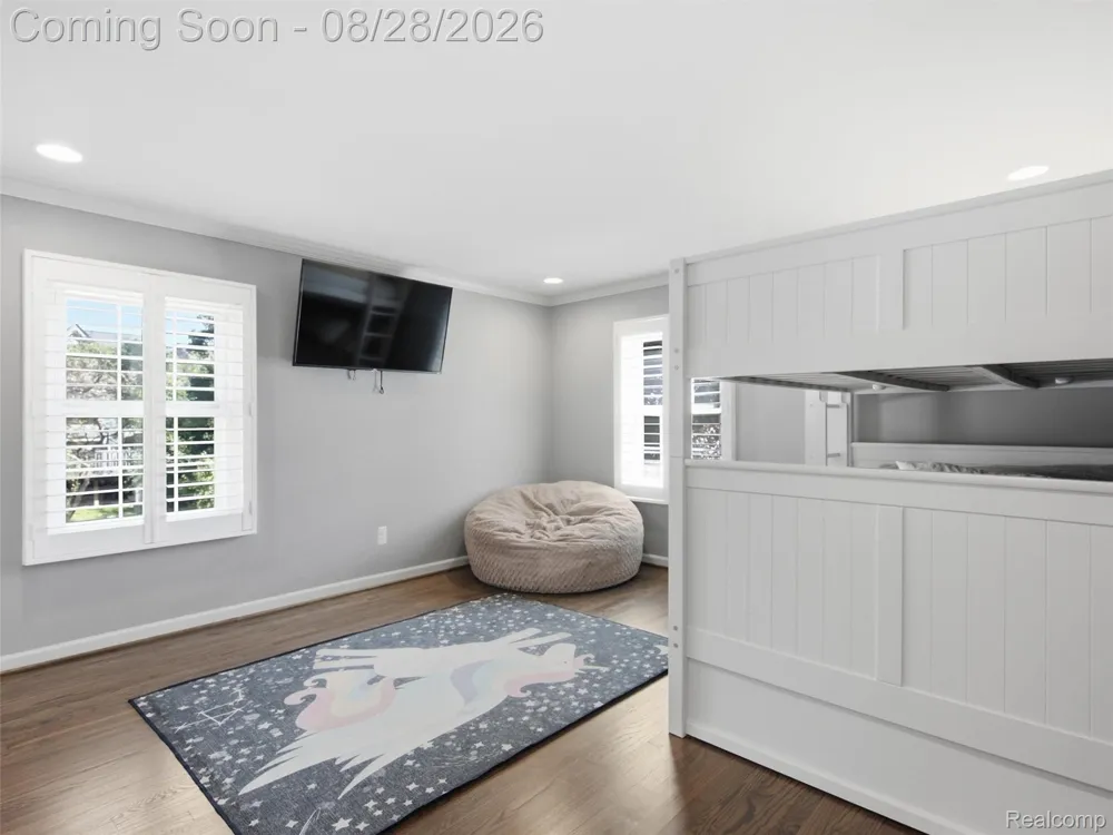4130 Saddle Lane West Bloomfield Charter Township, MI 48322