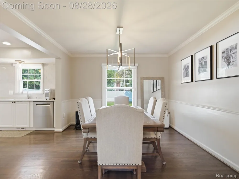 4130 Saddle Lane West Bloomfield Charter Township, MI 48322