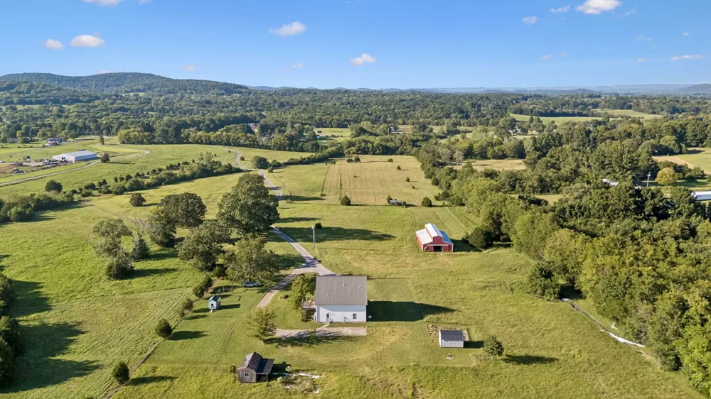 8958 Trousdale Ferry Pike Lebanon, TN 37090