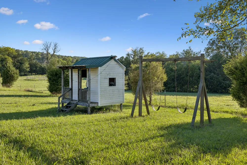 8958 Trousdale Ferry Pike Lebanon, TN 37090