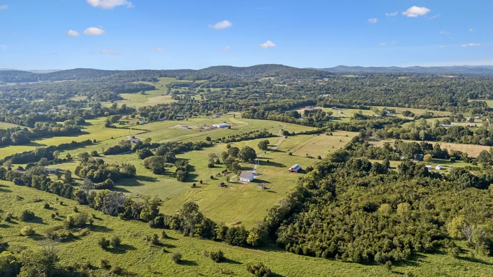 8958 Trousdale Ferry Pike Lebanon, TN 37090