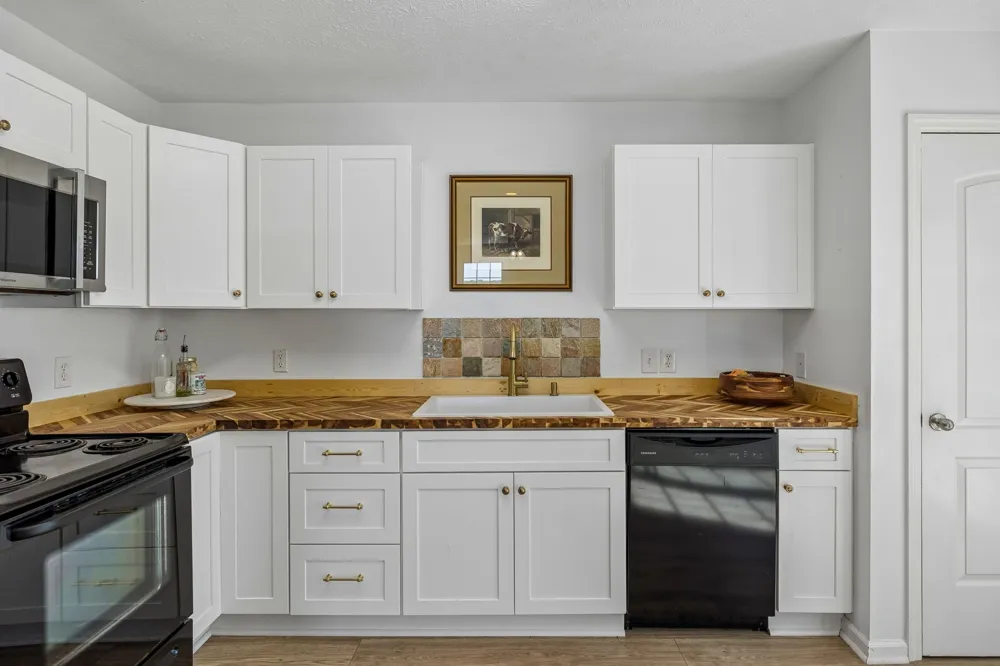 8958 Trousdale Ferry Pike Lebanon, TN 37090