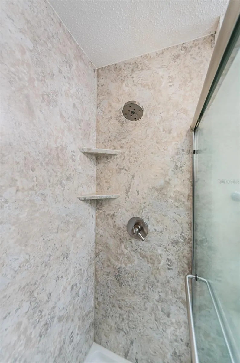 2700 BAYSHORE BOULEVARD #2201 Dunedin, FL 34698