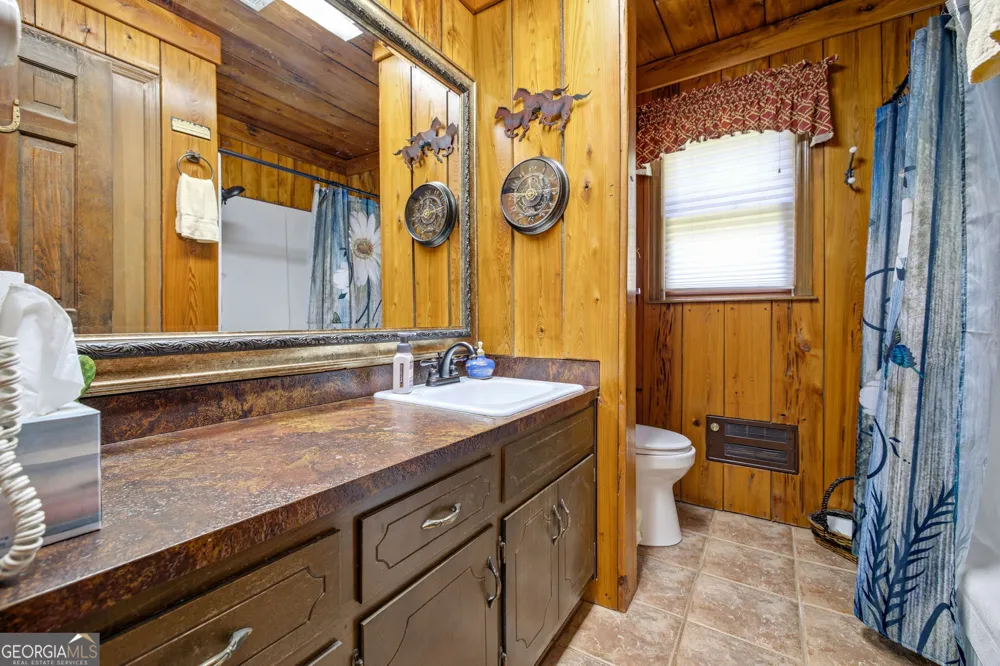 100 Sang RD Cleveland, GA 30528