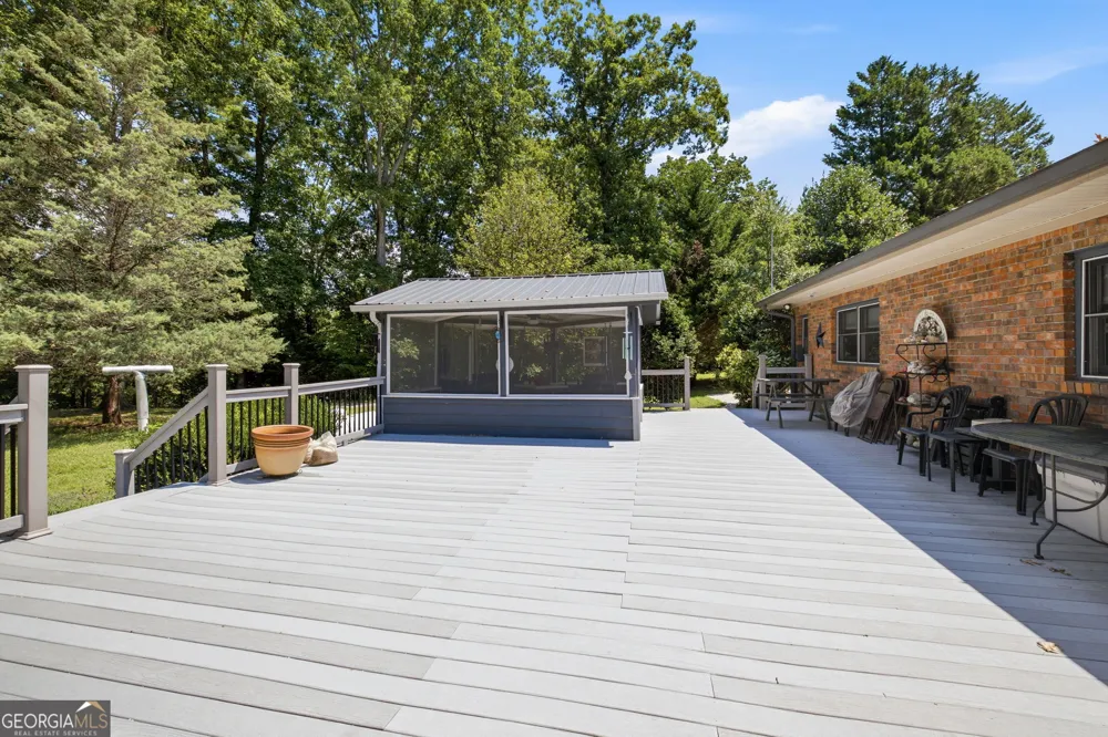 100 Sang RD Cleveland, GA 30528