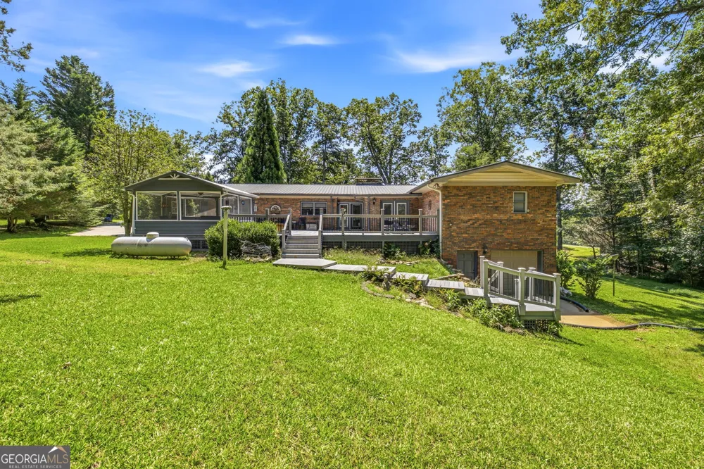 100 Sang RD Cleveland, GA 30528