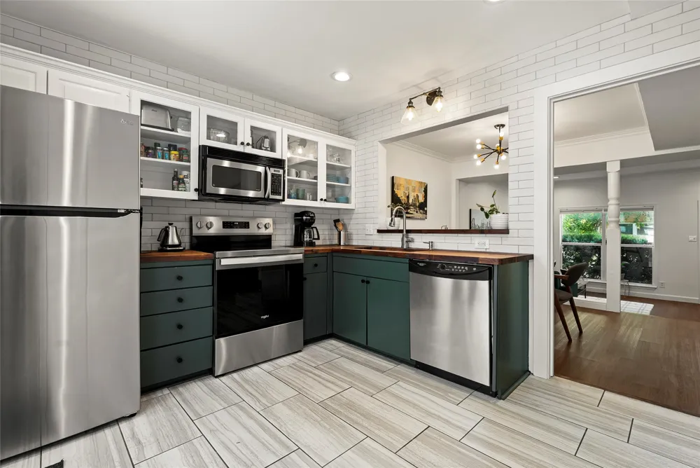 835 E Oltorf Street Austin, TX 78704