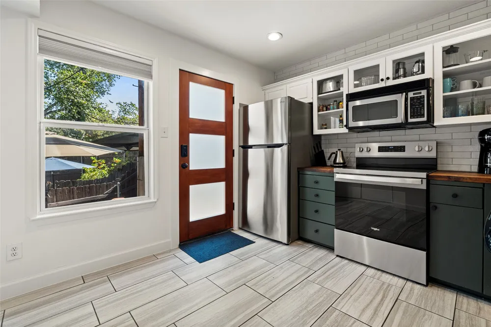 835 E Oltorf Street Austin, TX 78704
