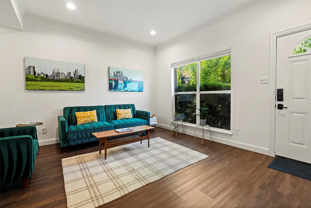 835 E Oltorf Street Austin, TX 78704
