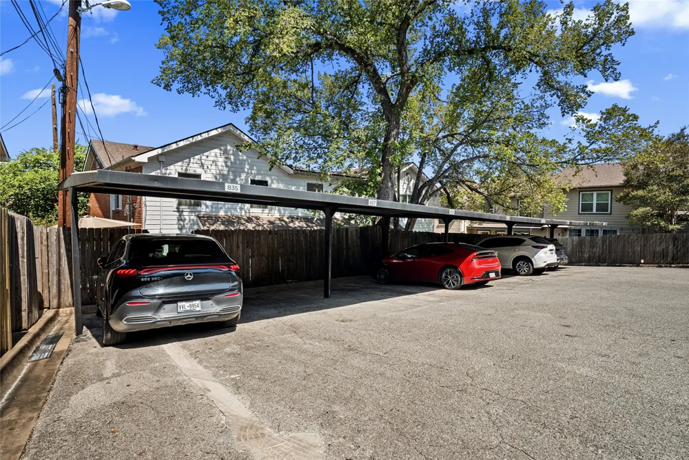 835 E Oltorf Street Austin, TX 78704