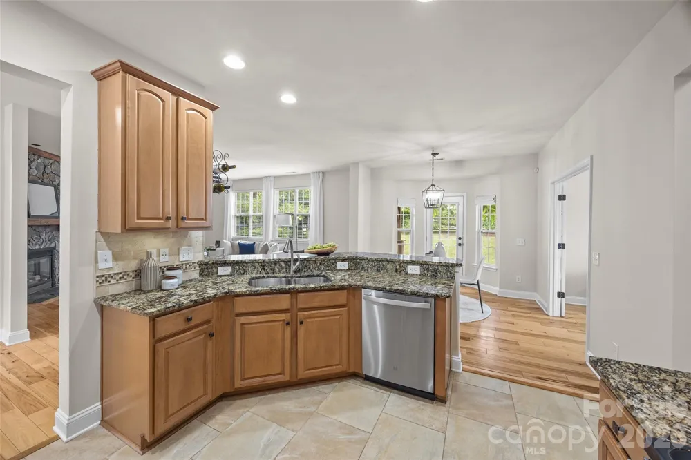 9118 Spratt Lane Waxhaw, NC 28173