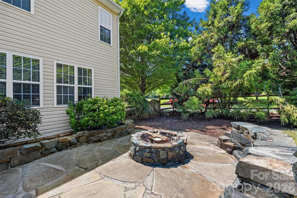 9118 Spratt Lane Waxhaw, NC 28173