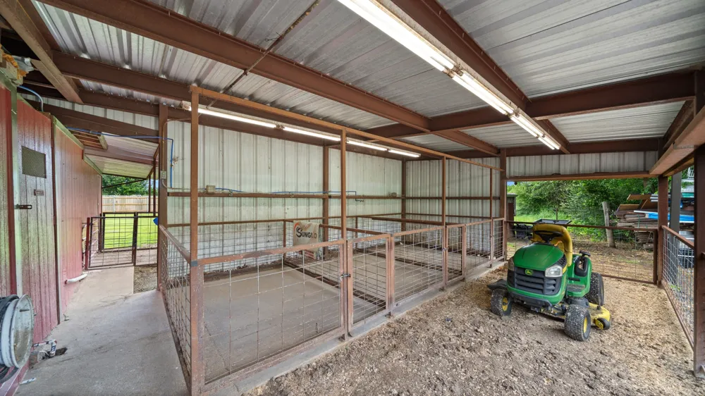 111 Vz County Road 3433 Wills Point, TX 75169
