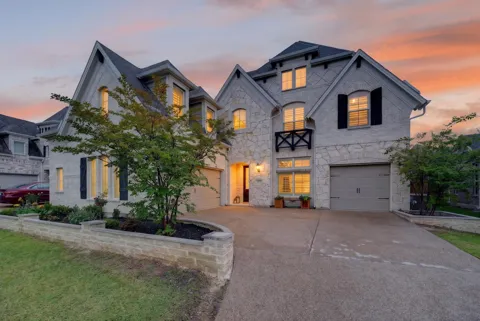 208 Lenten Rose Drive