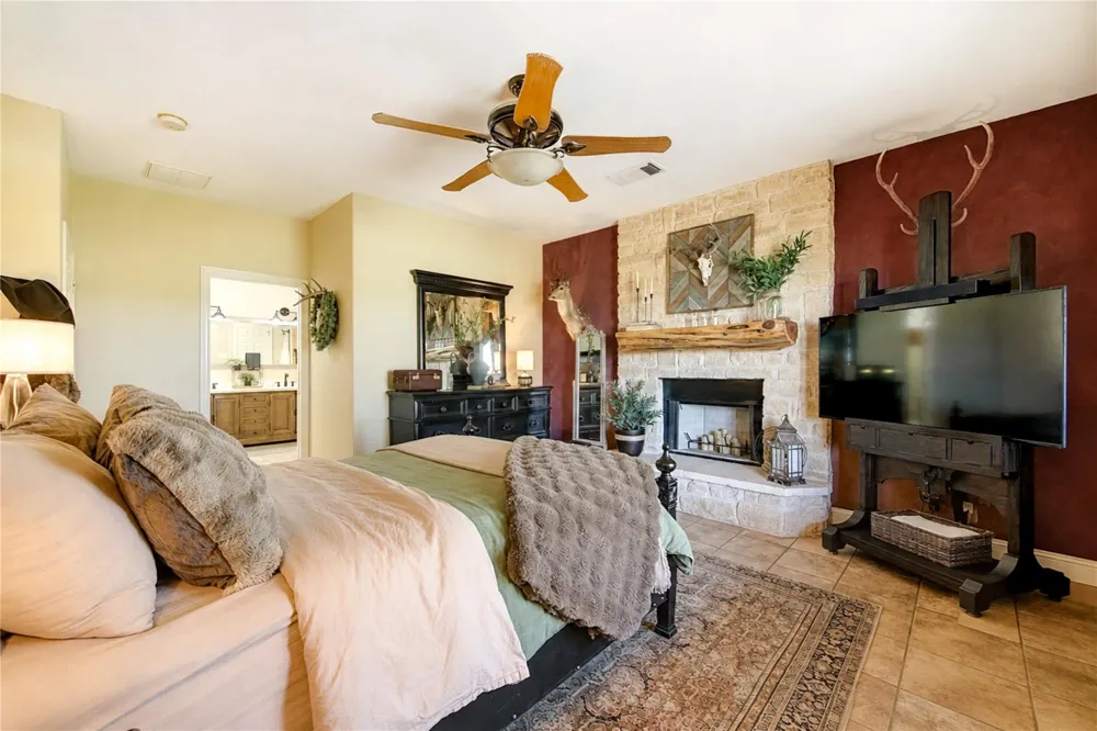 22313 Chapman Rd Hempstead, TX 77445