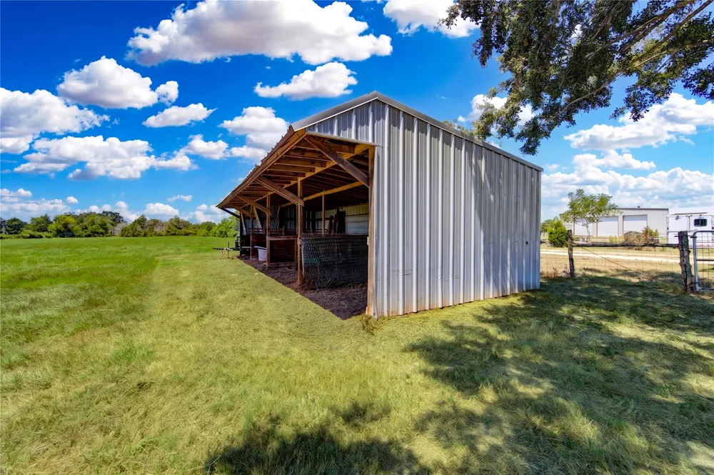 22313 Chapman Rd Hempstead, TX 77445