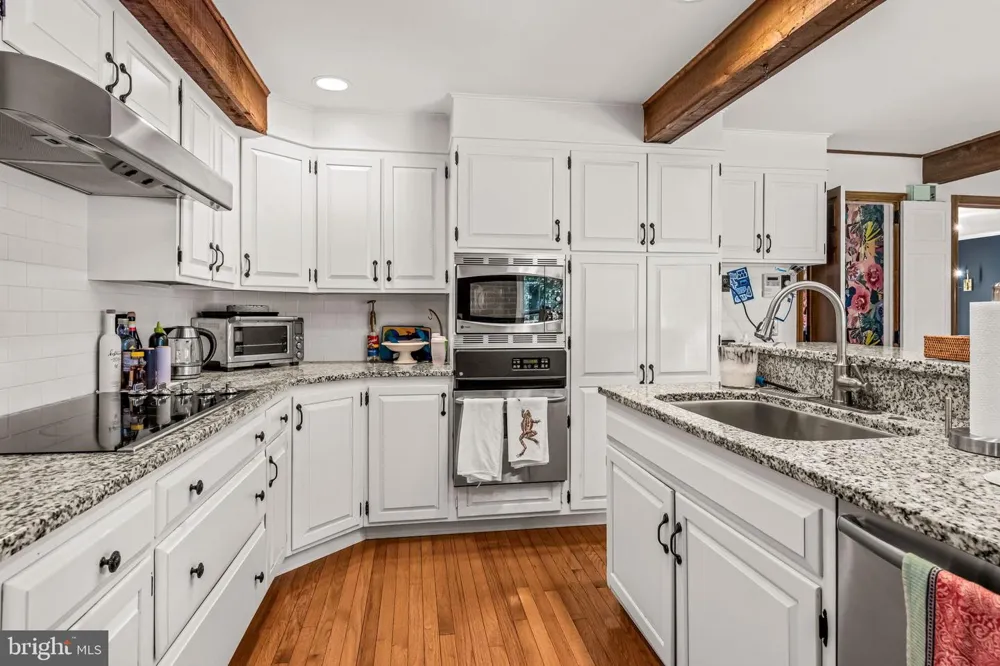 416 DUTTON MILL ROAD Malvern, PA 19355