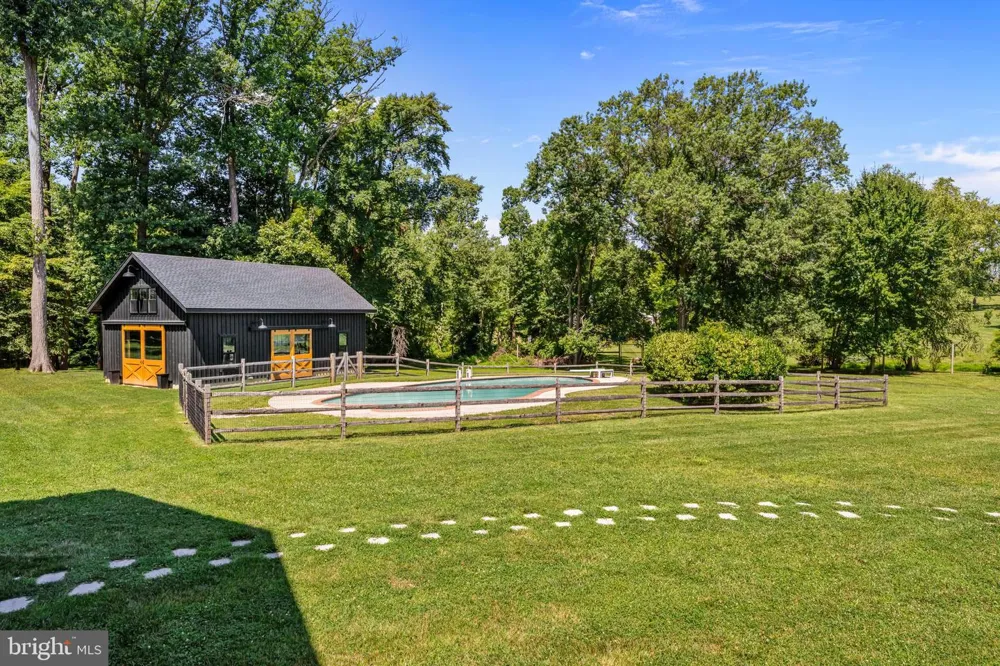 416 DUTTON MILL ROAD Malvern, PA 19355