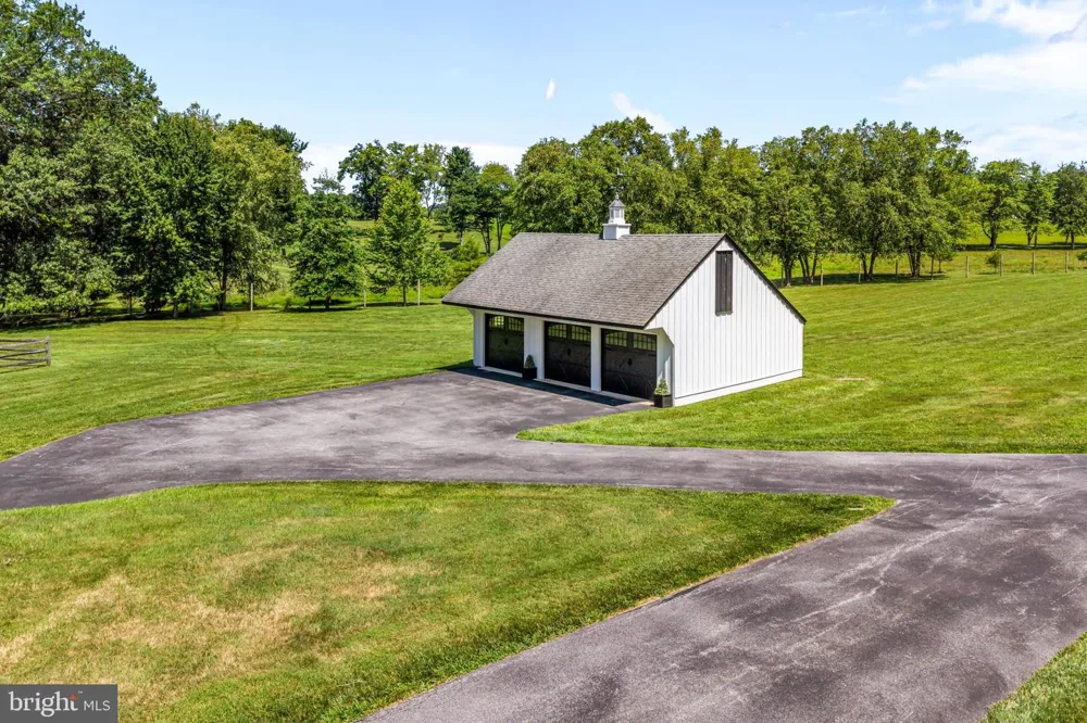 416 DUTTON MILL ROAD Malvern, PA 19355