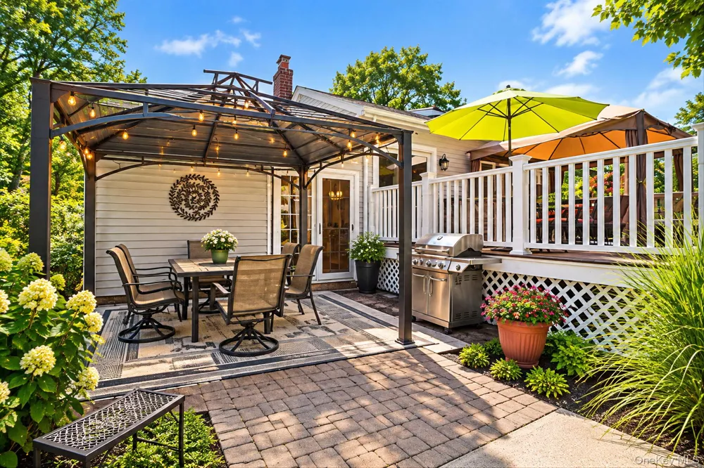 79 Fulton Boulevard Commack, NY 11725