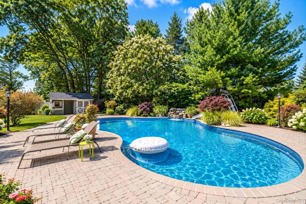 79 Fulton Boulevard Commack, NY 11725