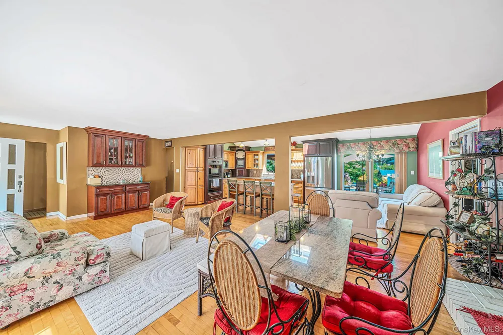 79 Fulton Boulevard Commack, NY 11725