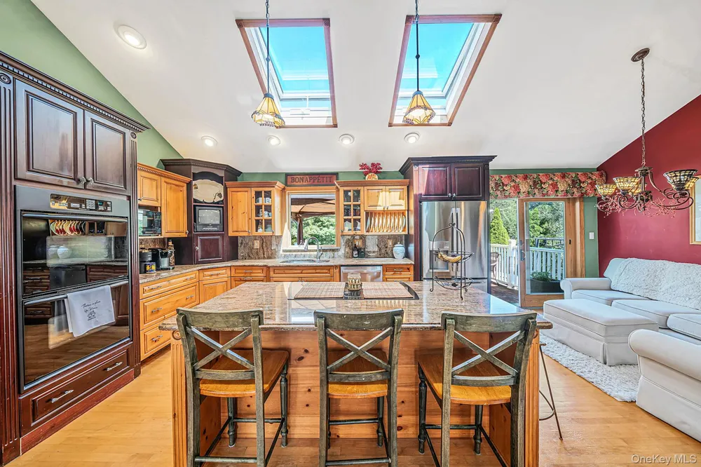 79 Fulton Boulevard Commack, NY 11725