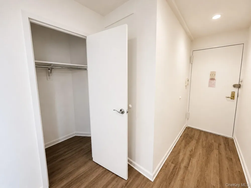1594 Unionport Road #3H Bronx, NY 10462