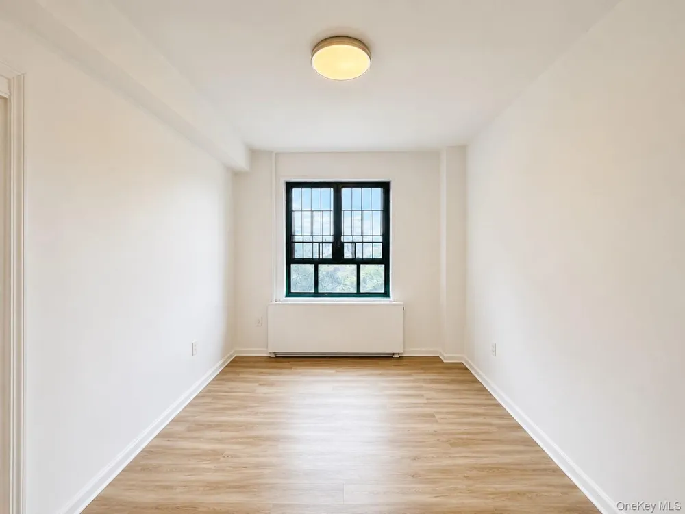 1594 Unionport Road #3H Bronx, NY 10462