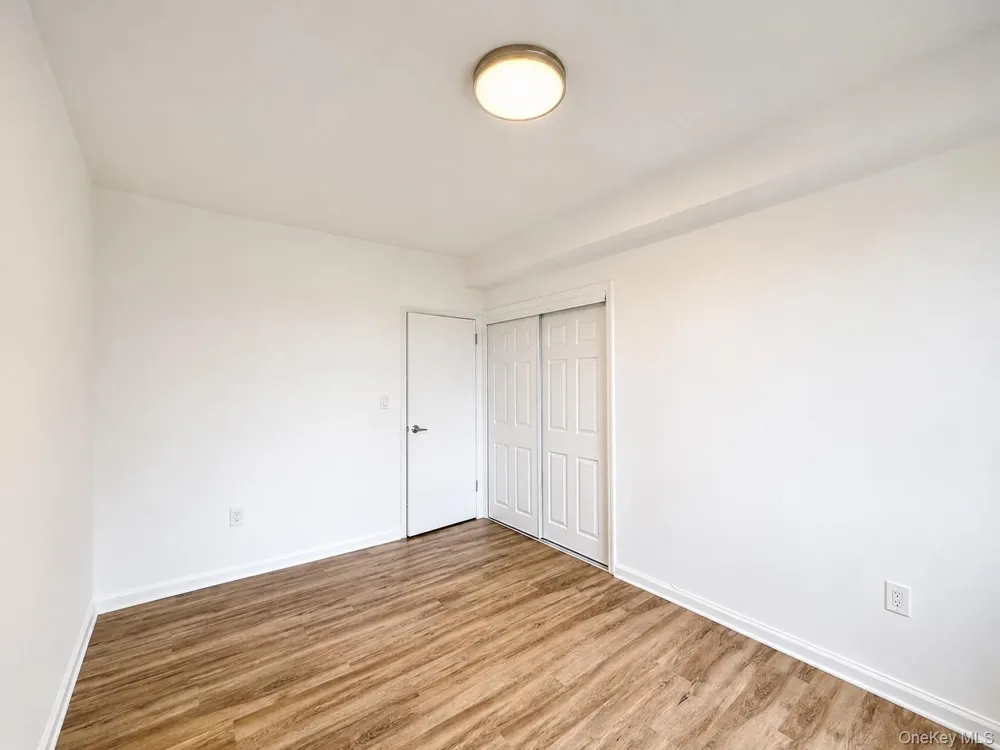 1594 Unionport Road #3H Bronx, NY 10462