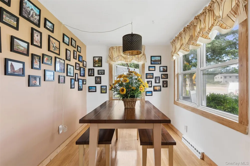 34 W End Avenue East Quogue, NY 11942