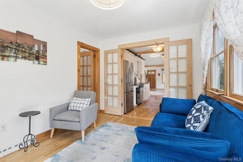 34 W End Avenue East Quogue, NY 11942