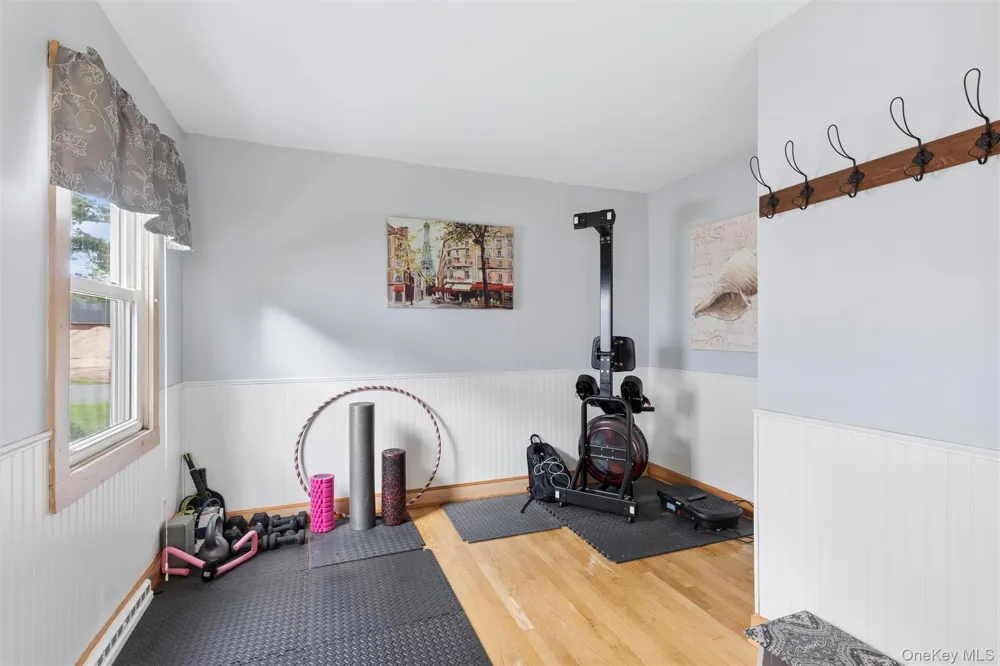 34 W End Avenue East Quogue, NY 11942