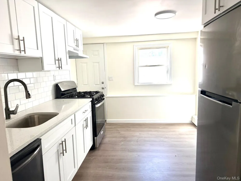 17 Marina Road Island Park, NY 11558