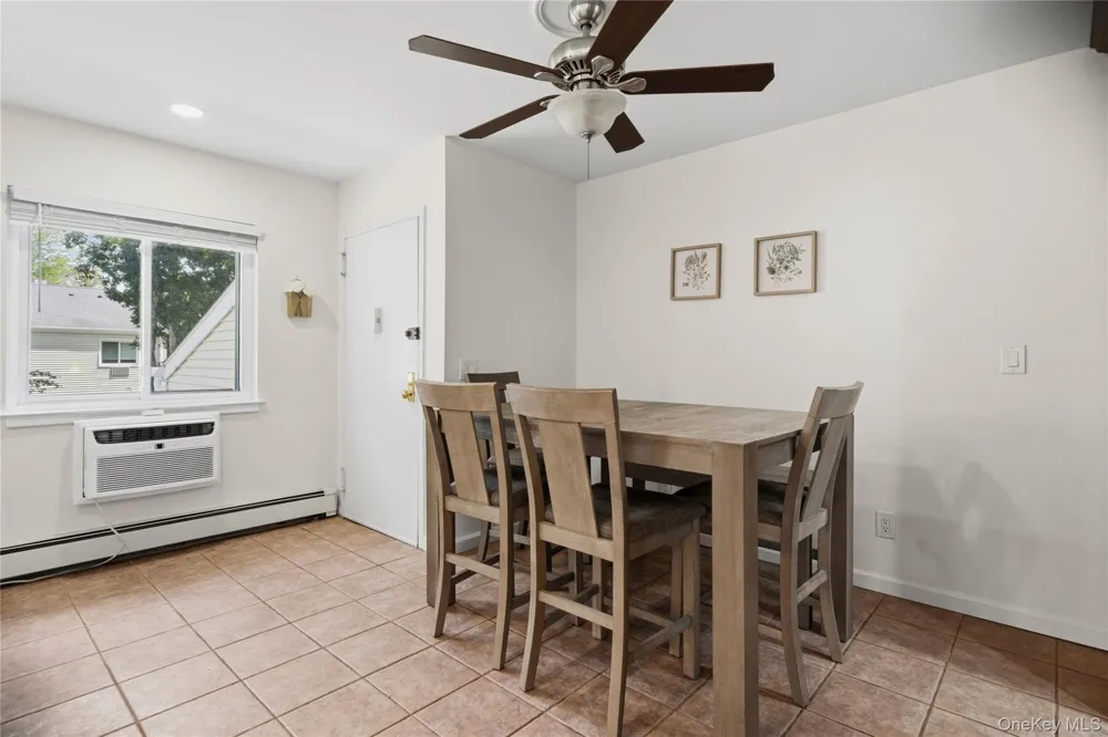 36 Richmond Boulevard #4A Ronkonkoma, NY 11779