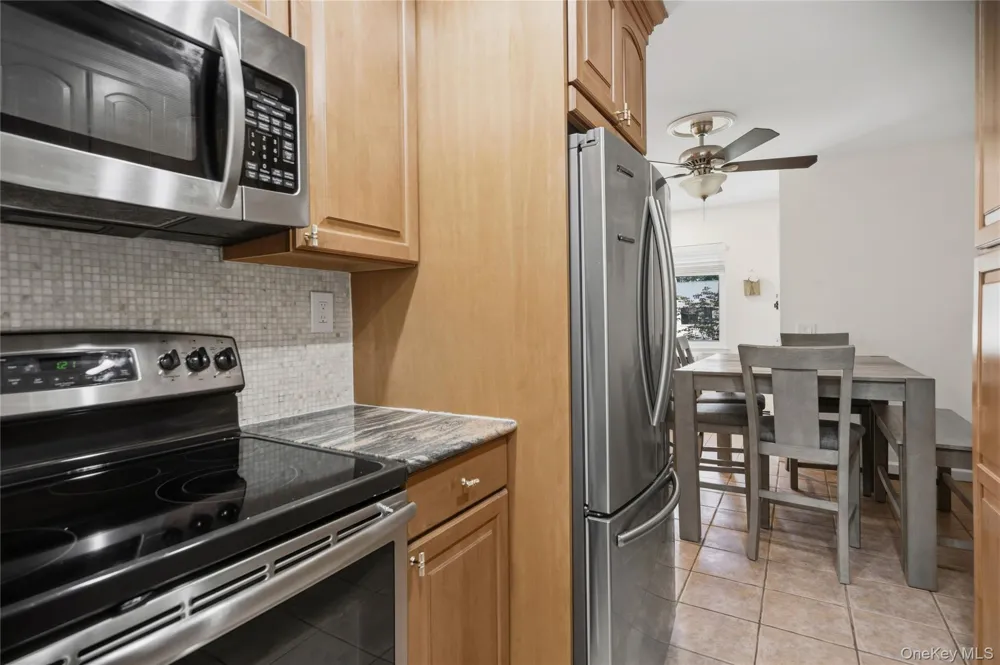36 Richmond Boulevard #4A Ronkonkoma, NY 11779