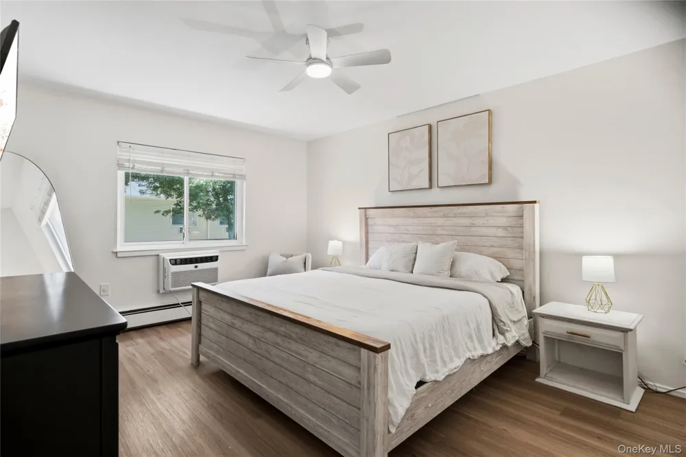36 Richmond Boulevard #4A Ronkonkoma, NY 11779