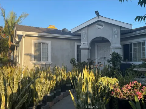 1390 W 33rd Street