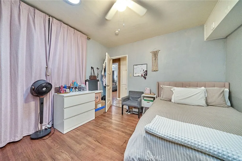 1390 W 33rd Street Long Beach, CA 90810