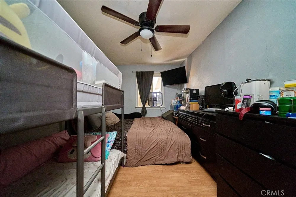 1390 W 33rd Street Long Beach, CA 90810