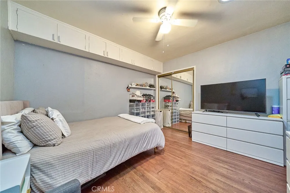 1390 W 33rd Street Long Beach, CA 90810