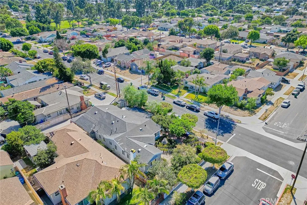 1390 W 33rd Street Long Beach, CA 90810