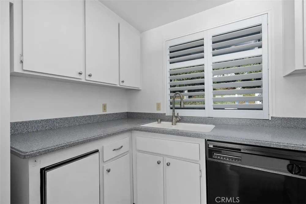 2399 Jefferson #5 Carlsbad, CA 92008