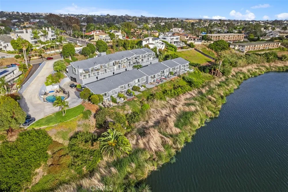 2399 Jefferson #5 Carlsbad, CA 92008