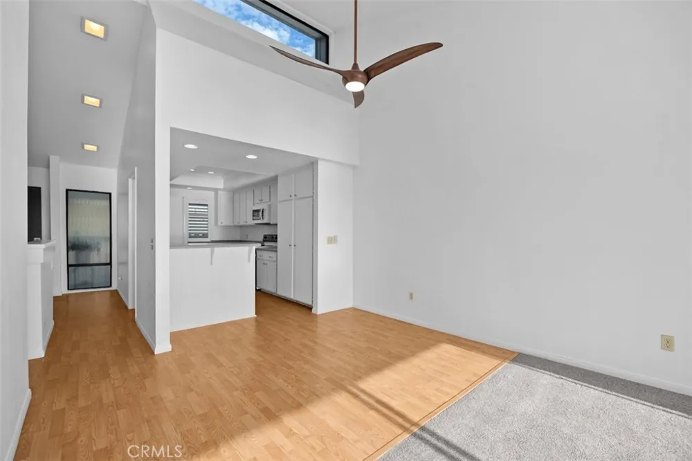 2399 Jefferson #5 Carlsbad, CA 92008