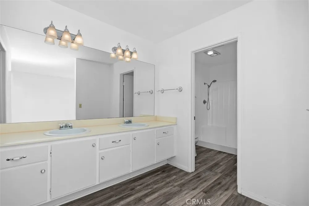 2399 Jefferson #5 Carlsbad, CA 92008